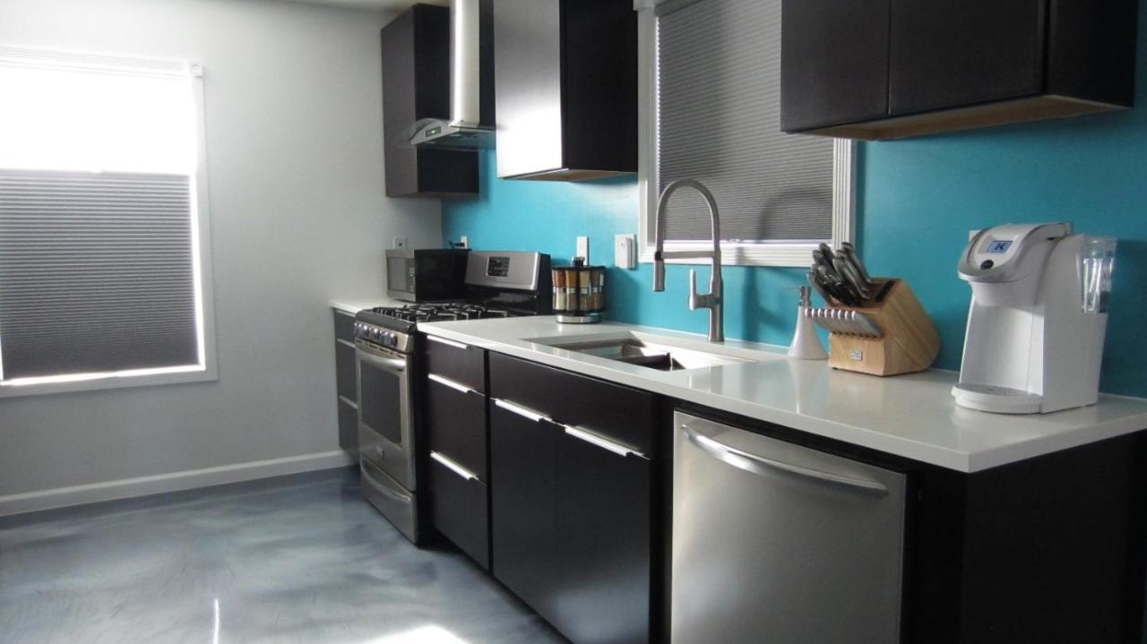 Modern/Retro Condo Highpoint Εξωτερικό φωτογραφία